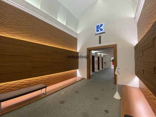 北浜コニシビル エントランス2