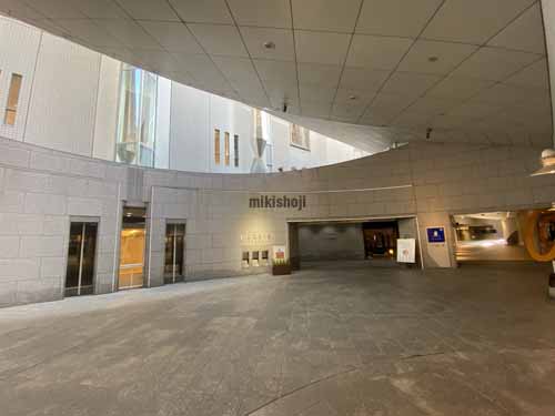 梅田阪神第１ビルディング（ハービスＯＳＡＫＡ） エントランス4