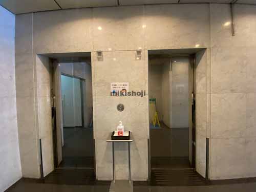 瓦町～久太郎町の大一ビル エントランス3