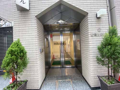 桜橋上島ビル エントランス2