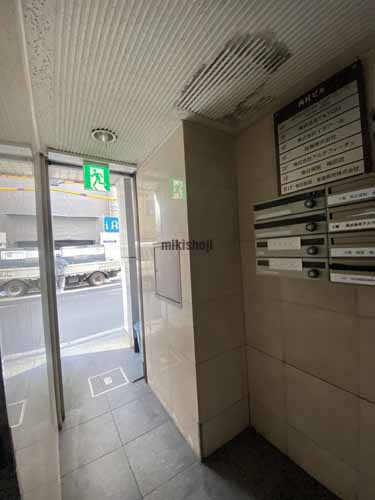 西村ビル エントランス5