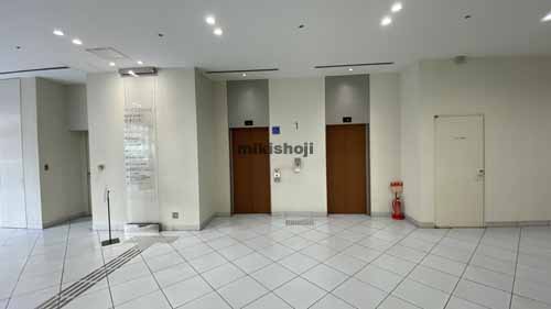 四ツ橋中埜ビル エントランス4