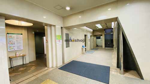 ピップビル エントランス1