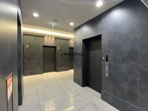 北浜～淡路町のＤＰスクエア堺筋本町 エントランス9