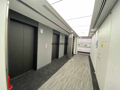 北浜～淡路町のＤＰスクエア堺筋本町 エレベーターホール2