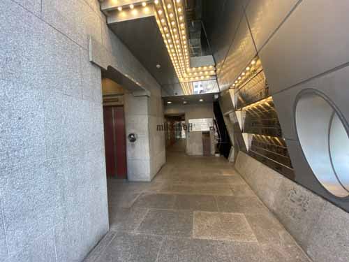 北新地スタービル エントランス1