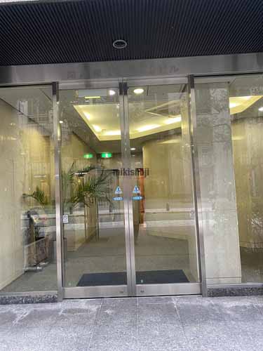 淀屋橋ＮＡＯビル エントランス1