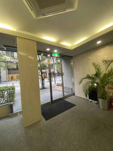 淀屋橋ＮＡＯビル エントランス4