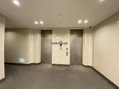 岩田東急ビル エントランス7