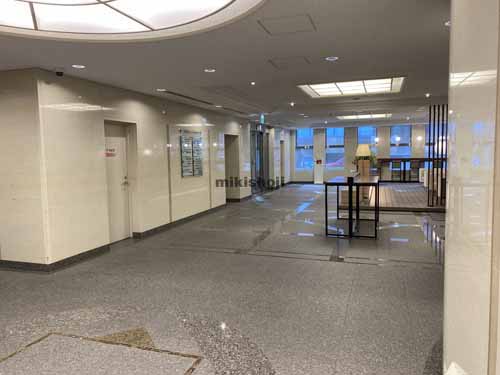 岩田東急ビル エントランス9