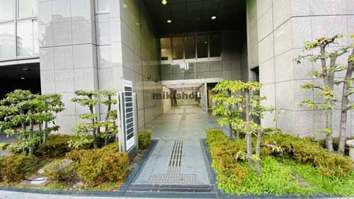 クリスタファイブ エントランス1