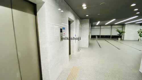 クリスタファイブ エントランス6