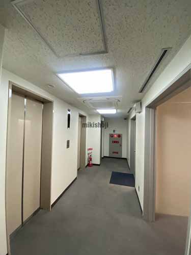 日本文化会館 エレベーターホール1