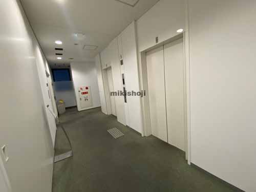 御堂筋武田ビル エレベーターホール1
