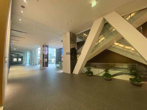 第二吉本ビルディング エントランス1