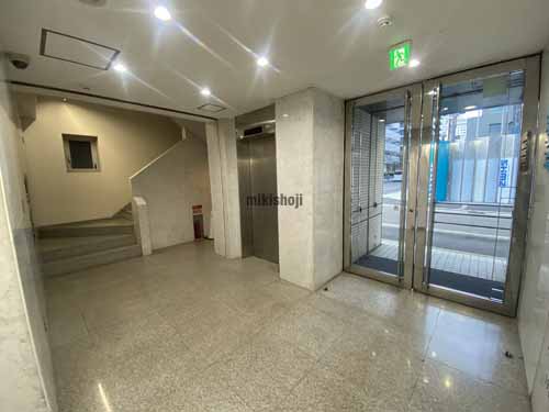 日宝堂島浜ビル エントランス2