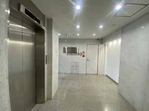 日宝堂島浜ビル エントランス4