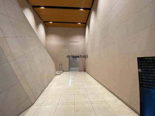 チクマビル エントランス5