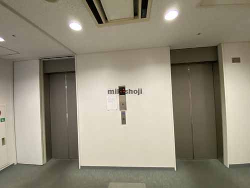 三甲大阪本町ビル エレベーターホール2
