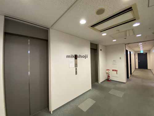 三甲大阪本町ビル エレベーターホール4