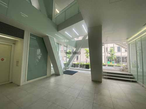 ＯＲＩＸ高麗橋ビル エントランス3