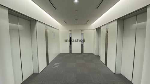 湊町・元町・難波中・日本橋・敷津の難波サンケイビル エレベーターホール1