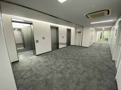 銀泉横堀ビル エレベーターホール2