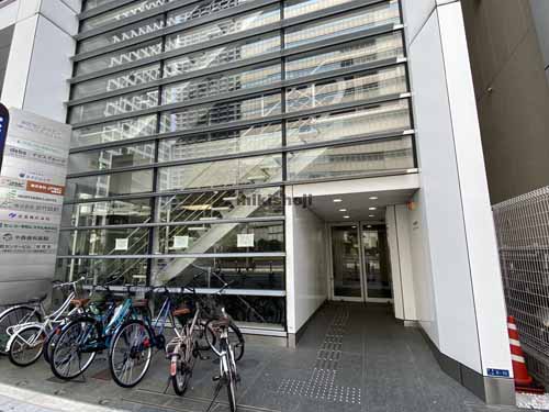 本町センタービル エントランス1