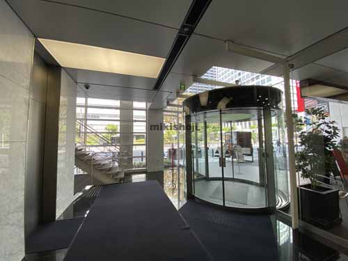 本町センタービル エントランス7