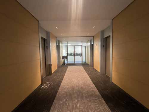 淀屋橋フレックスタワー エレベーターホール1