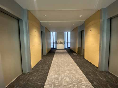 淀屋橋フレックスタワー エレベーターホール2