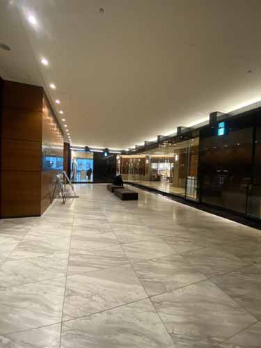 淀屋橋三井ビルディング エントランス1