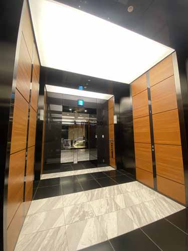 淀屋橋三井ビルディング エントランス2