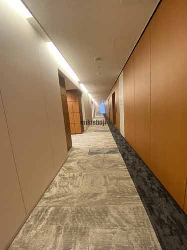 淀屋橋三井ビルディング エレベーターホール2