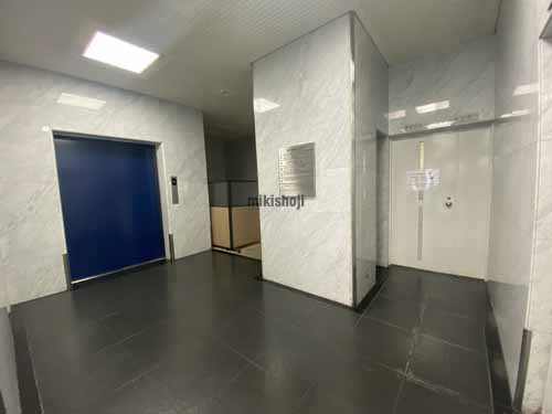 新御堂豊崎ビル エントランス4