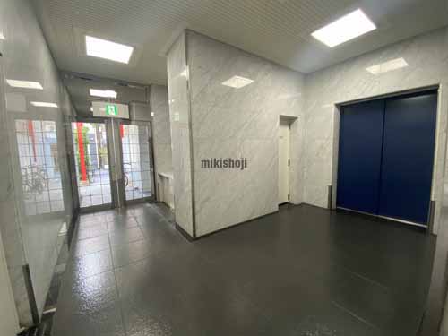 新御堂豊崎ビル エントランス5