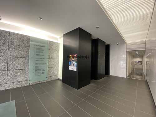 いちご堺筋本町ビル エントランス2