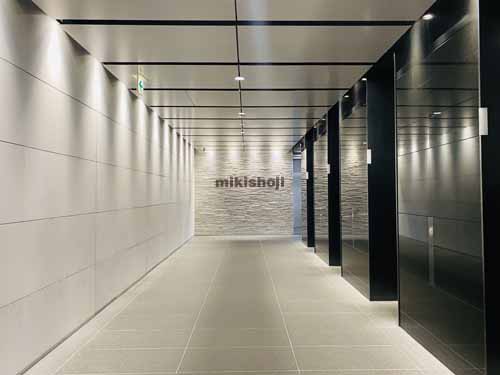 ＪＲＥ堺筋本町スクエア エントランス8