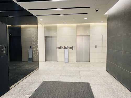 本町橋タワー エントランス6