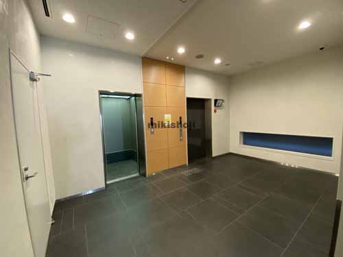 瓦町～久太郎町の本町スクウェアビル エントランス1