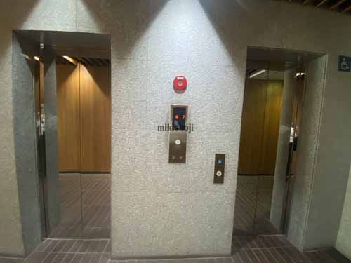 北浜ビルディング エントランス6