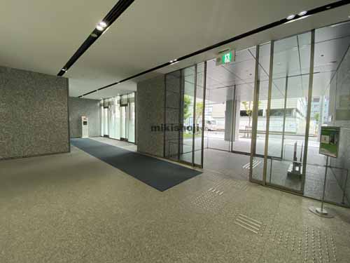 ＫＤＸ小林道修町ビル エントランス1