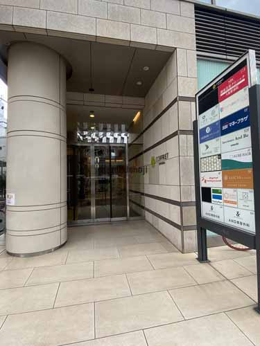 コフレ梅田 エントランス6