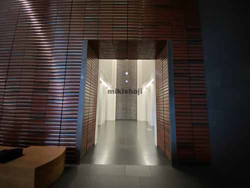 北久宝寺町～博労町の本町南ガーデンシティ エントランス1