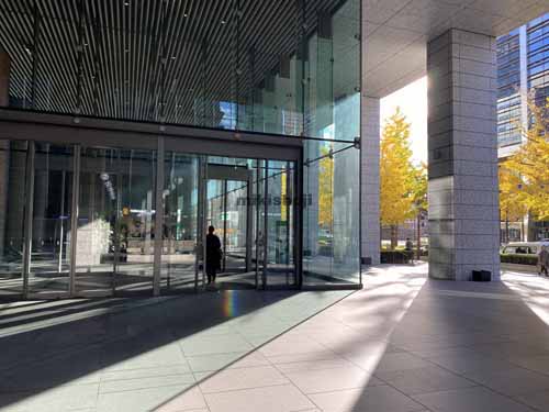 北久宝寺町～博労町の本町南ガーデンシティ エントランス4