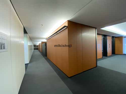 北久宝寺町～博労町の本町南ガーデンシティ エレベーターホール5