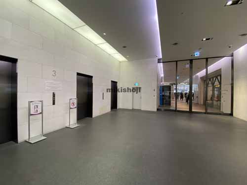 新大阪阪急ビル エントランス1