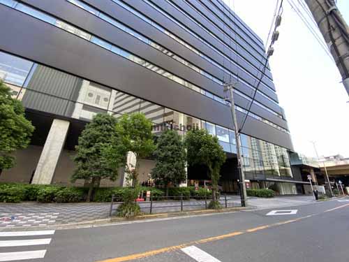 新大阪阪急ビル エントランス5