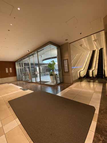 淀屋橋ミッドキューブ エントランス5