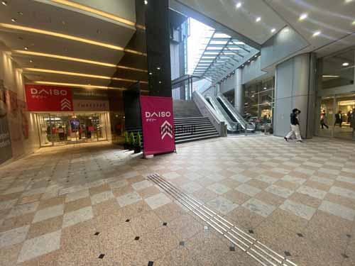 梅田ＤＴタワー エントランス1